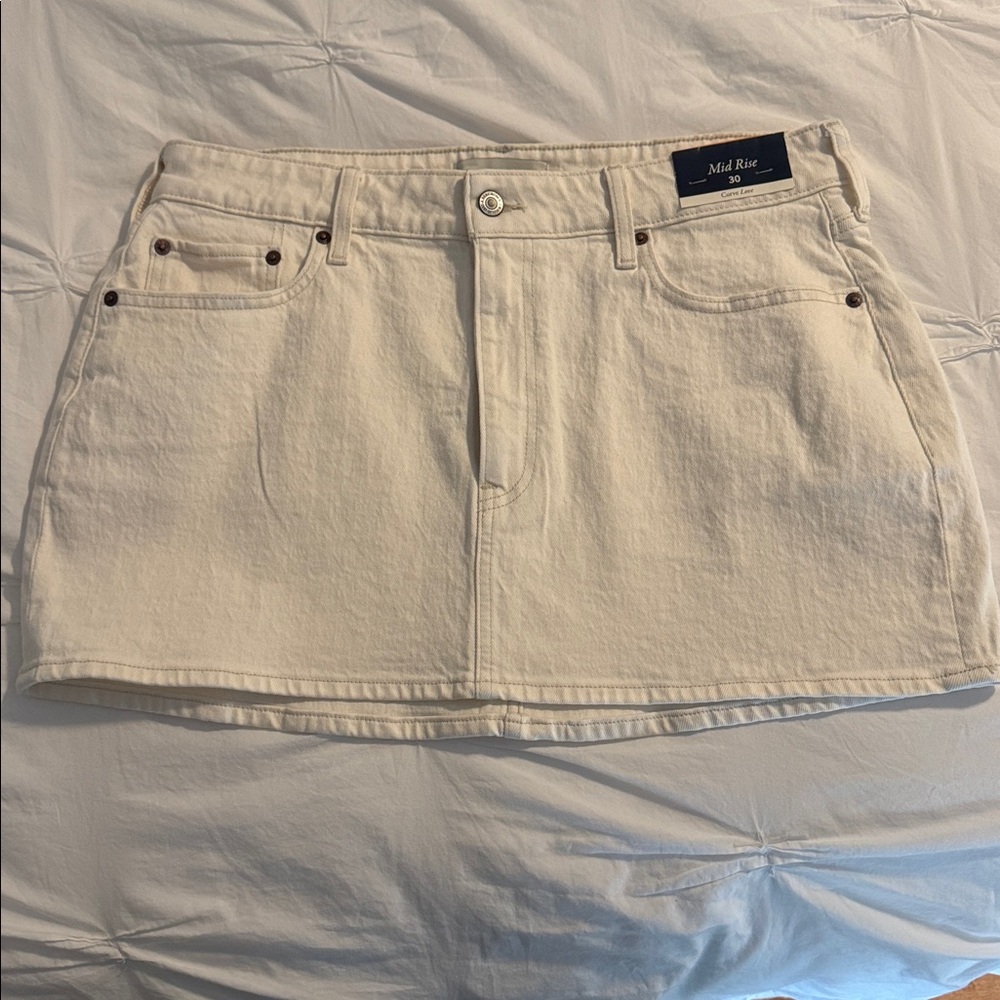 Abercrombie & Fitch Cream Denim Mini Skirt - Never worn with tags